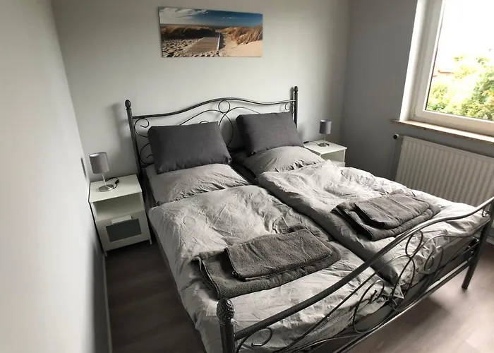 Sanierte 2-Zimmer Wohnung In Strandnaehe