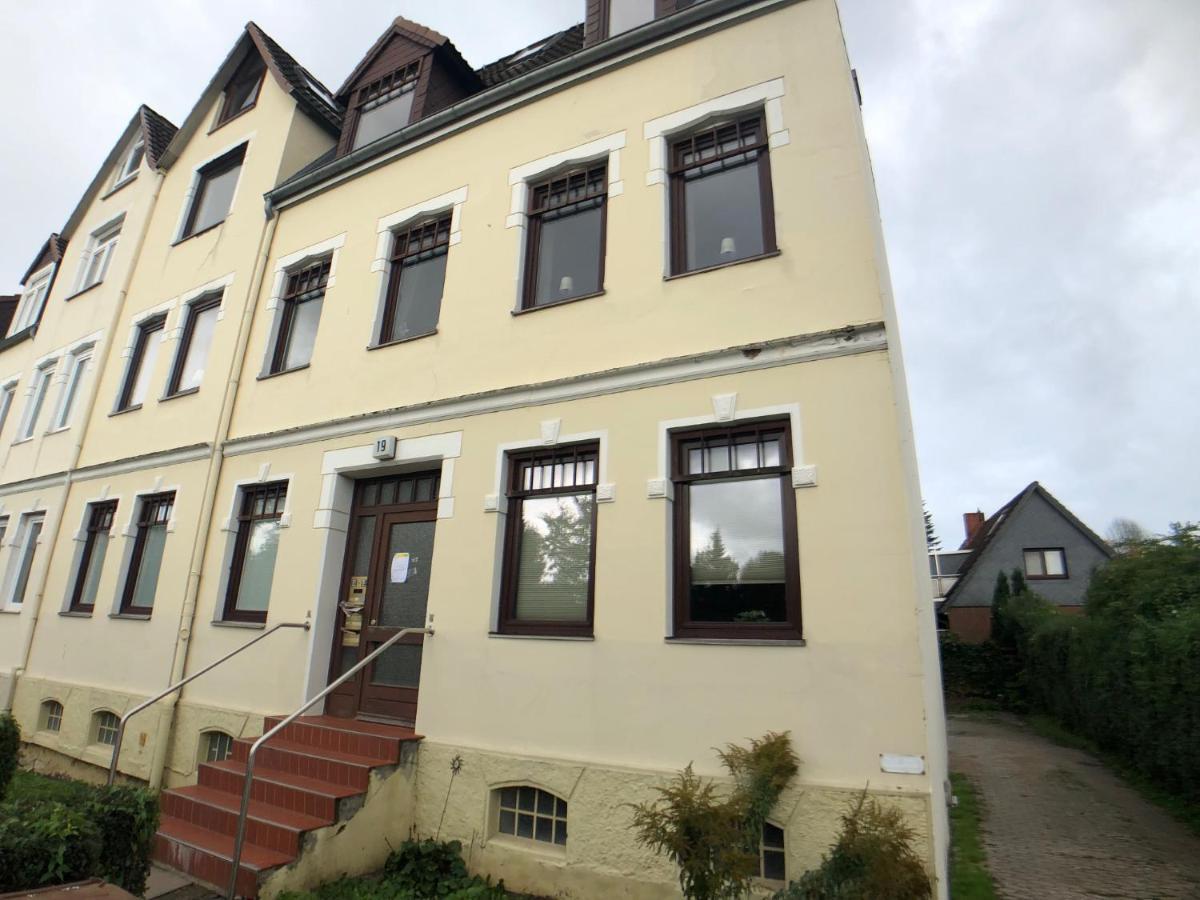 Apartment Sanierte 2-zimmer In Strandnaehe
